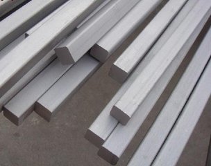 304不銹鋼方鋼 特性、價(jià)格與采購(gòu)指南